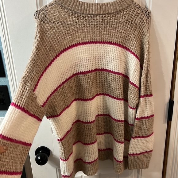 American Eagle Crewneck Sweater - Picture 4 of 5